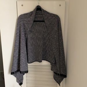 Lululemon scarf